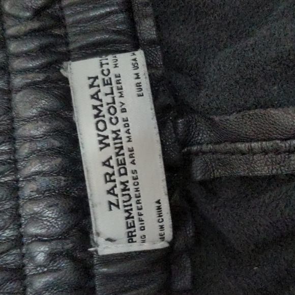 ZARA WOMEN'S PREMIUM COLLECTION-BLACK RIB LEATHER PANTS (MEDIUM) - Picture 7 of 9